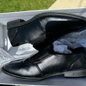Boys Sonoma Black Dress Shoes